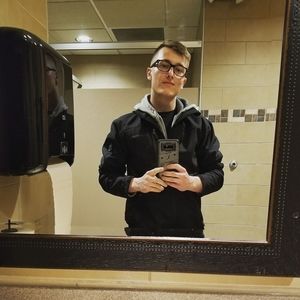 Meet your Posher, Joel